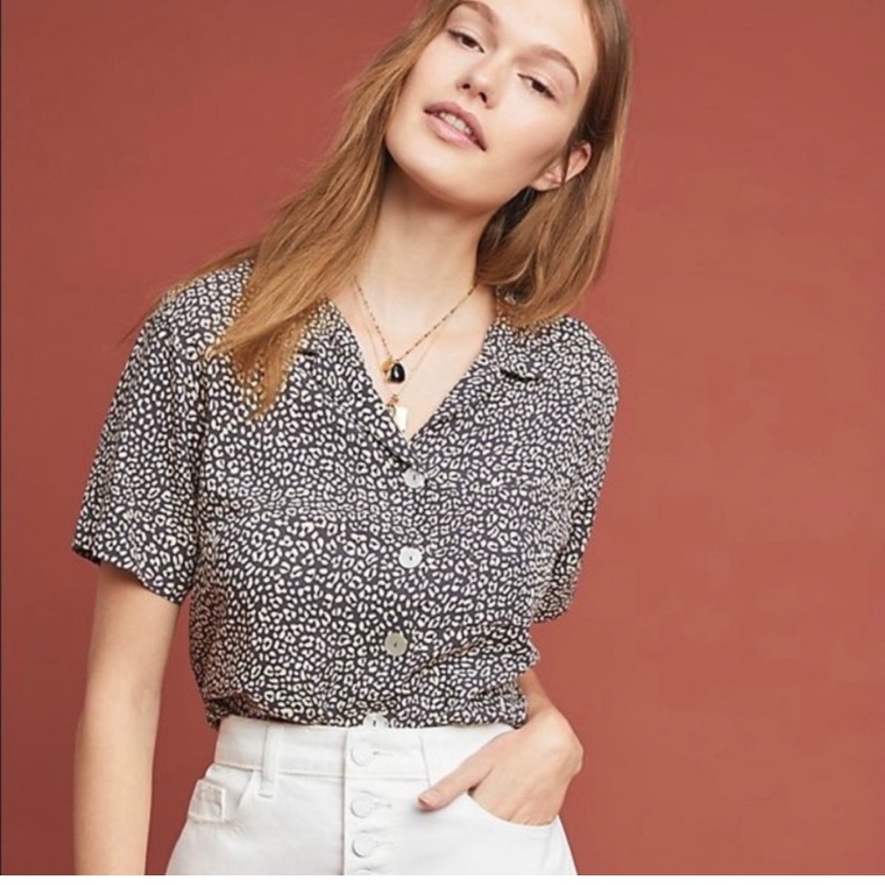 Anthropologie Beachgold Animal Print Button Down
